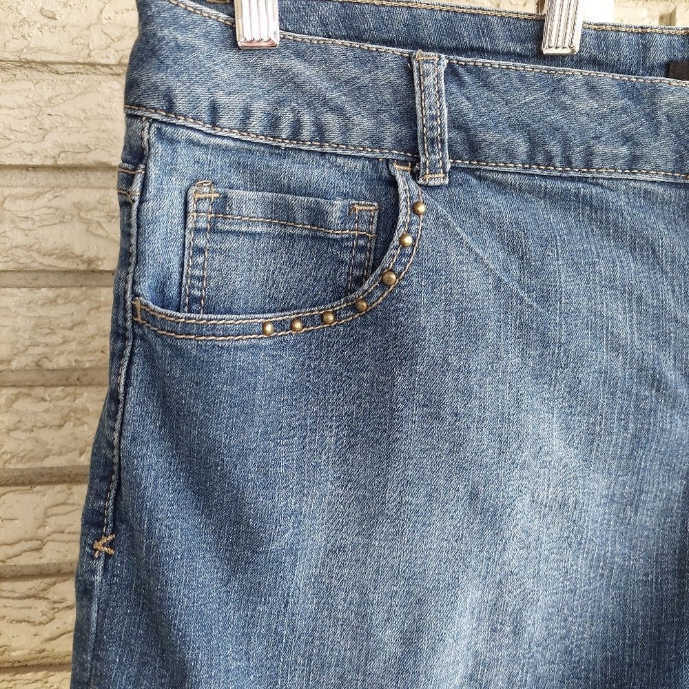 Venezia Denim Jean Shorts with Pockets 18 GUC - Picture 3 of 6